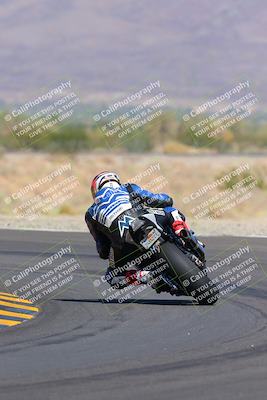 media/Oct-09-2022-SoCal Trackdays (Sun) [[95640aeeb6]]/Turn 14 Backside (1125am)/